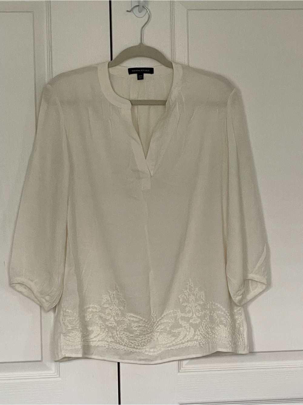 Banana Republic Cream Embroidered Split-Neck Tunic